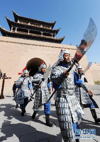 全國各地景區迎來客流高峰 大部地區天氣適宜出行