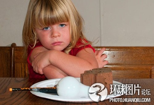 難以置信的罕見怪病:忘記呼吸 靜電過敏 聽鬧鐘響心臟停跳