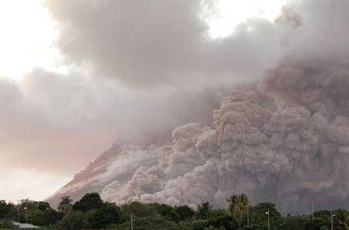 火山噴發(fā)時20個震撼景觀