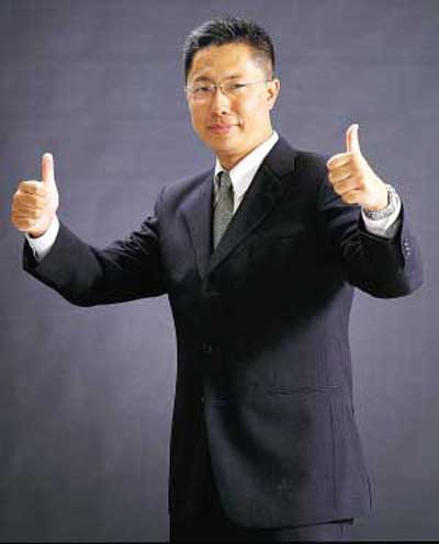 李陽再次家暴！妻子曝光照片