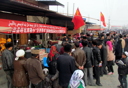治區團委深化扶貧“四項舉措” 助力和田沙漠腹地鄉村“冬閑變冬忙”系列活動