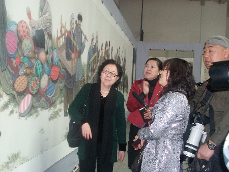 龍清廉《和田一條街》美術展在烏魯木齊舉行