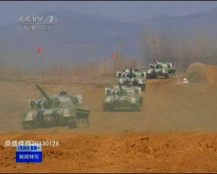 成群出動：解放軍精銳96改主戰(zhàn)坦克部隊曝光