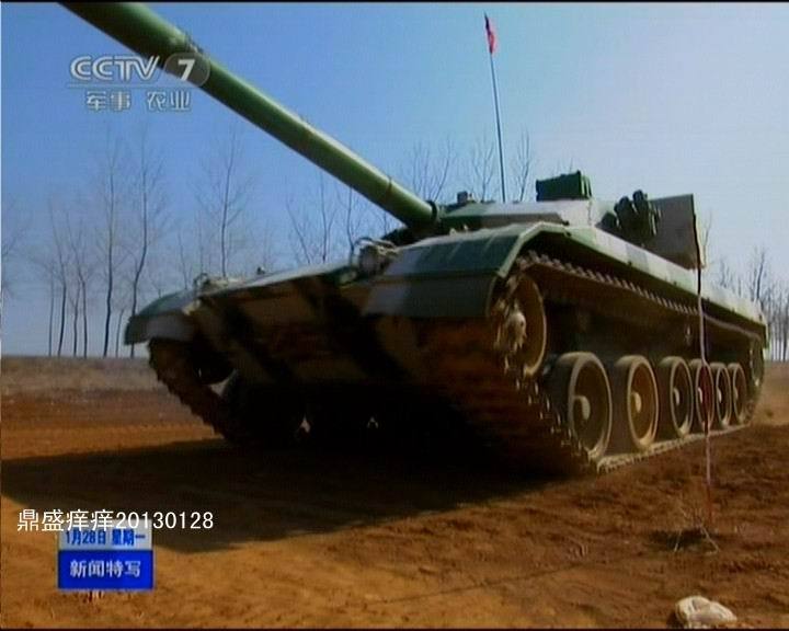 成群出動：解放軍精銳96改主戰坦克部隊曝光