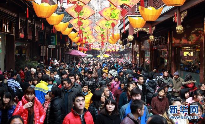 春節長假各地景區迎人潮