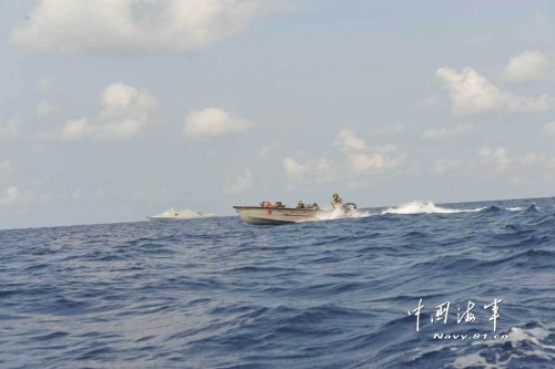 南海艦隊立體奪島：陸戰隊機降成功
