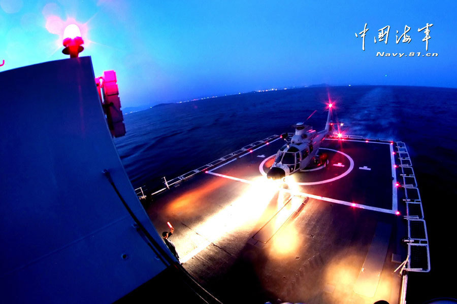 組圖：南海艦隊(duì)大規(guī)模實(shí)彈演習(xí) 主力艦盡出