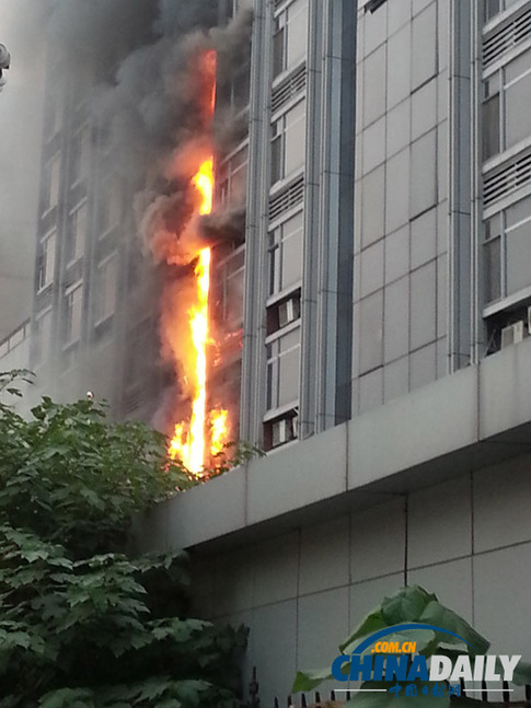 北京武警交通指揮部大樓空調(diào)爆炸引發(fā)火災(zāi)
