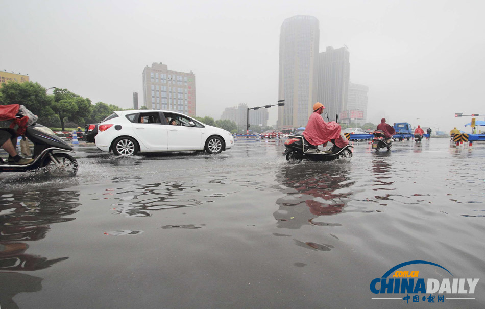超強臺風“天兔”來襲 浙江紹興現海市蜃樓