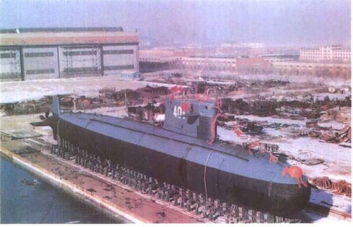 海軍第一艘核潛艇去除核反應堆退役