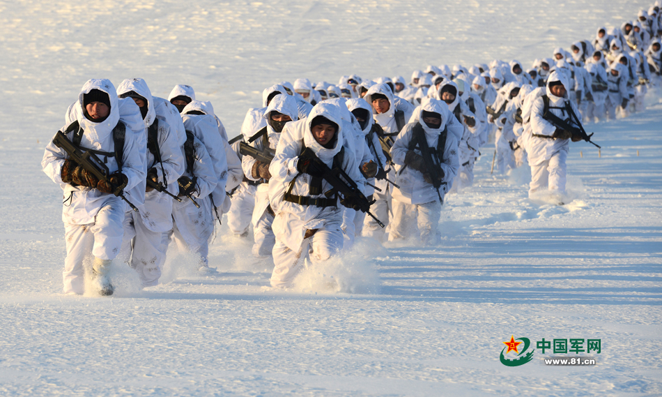 沈陽軍區某特戰旅-34℃練官兵作戰能力