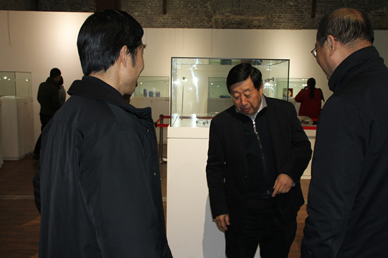 中國當代玻璃藝術(shù)展在南通•1895開幕