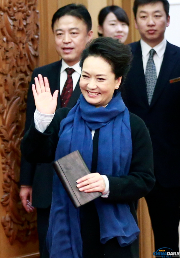 彭麗媛出席世界防治結(jié)核病日主題宣傳活動