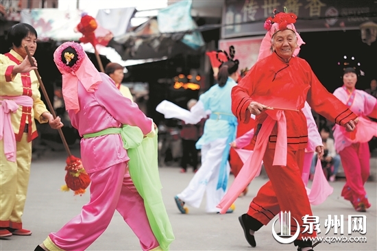 南安鄉村民俗“踢球”舞“跳鼓”舞 欲申報非遺保護