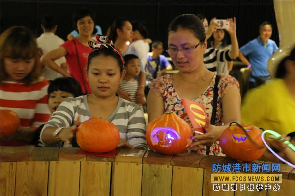 防城港：“鬼怪精靈”齊聚慶萬圣節