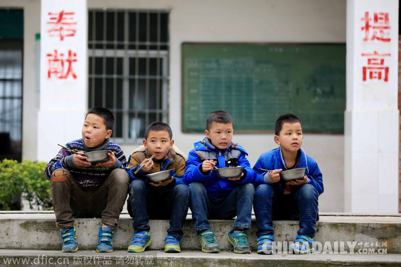 廣西柳州市免費(fèi)午餐受益學(xué)生超過(guò)18萬(wàn)人