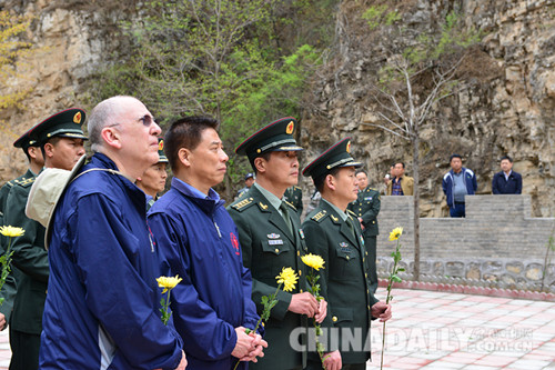 重走白求恩路：緬懷先烈 老區義診