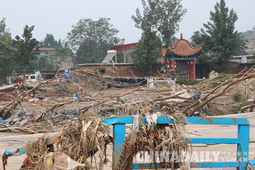 河北暴雨致多地受災(zāi) 河北慈善聯(lián)合救援隊(duì)發(fā)放近6.9萬(wàn)元救災(zāi)物資