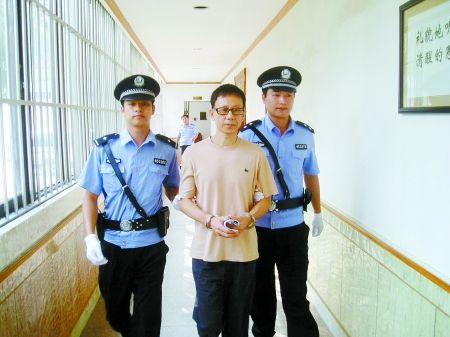2010腐敗怪現象:貪官雷人言行令人瞠目結舌
