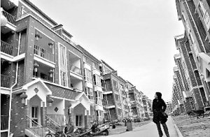 河南老板蓋高樓免費(fèi)讓職工入住 可容納數(shù)百戶