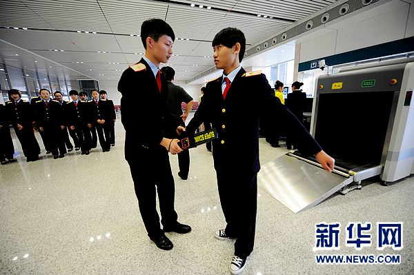 鄭州東站做好準備迎鄭武段高鐵開通營運