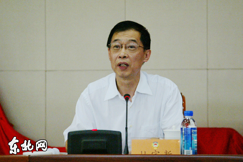 省政協舉辦兩岸關系形勢報告會 陳云林作報告