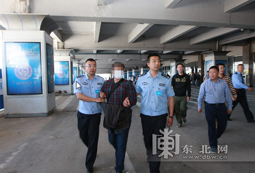 黑龍江警方連續勸返兩名出逃國外的經濟犯罪嫌疑人