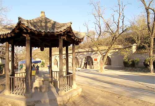 高鐵開(kāi)通推動(dòng)紅色之旅 紅色旅游線(xiàn)路推薦