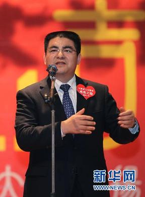 陳光標(biāo)稱富人死前要花光錢(qián) 明年在京滬發(fā)紅包