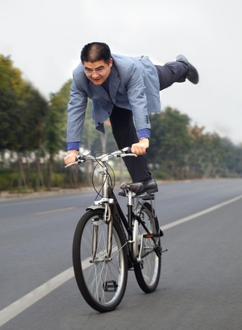 陳光標(biāo)稱富人死前要花光錢 明年在京滬發(fā)紅包