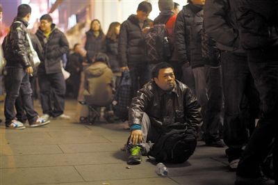 蘋果iPhone 4S中國(guó)內(nèi)地今日正式開賣