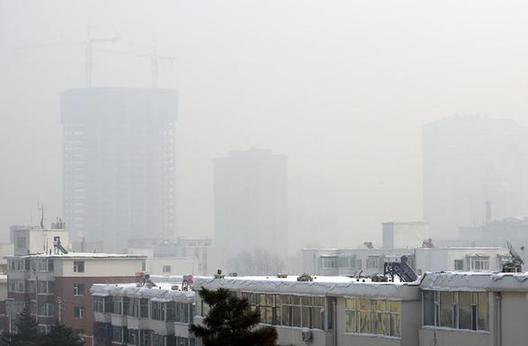 長春遭遇持續(xù)霧霾天氣