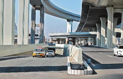 前進(jìn)大街衛(wèi)星路立交橋月底將全面開通