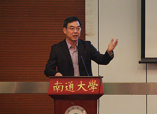 黃屏傳經(jīng)新僑之鄉(xiāng) 為當?shù)貎S商闡述海外領事保護要領