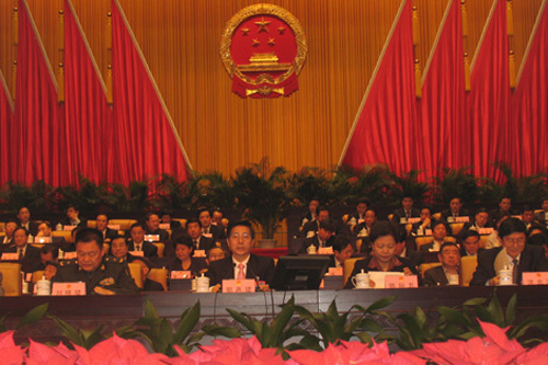 廣西自治區十一屆人大三次會議在南寧閉幕
