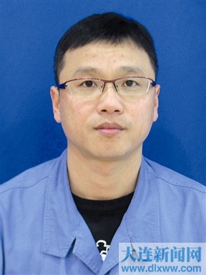 大連市人民政府關(guān)于表彰第五屆大連市有杰出貢獻(xiàn)高技能人才和技術(shù)能手的決定