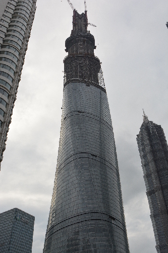 遠大助力國內(nèi)在建第一高樓“沖頂”