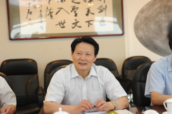 李智勇到中國殘聯和國防科工局調研群眾路線教育實踐活動準備工作
