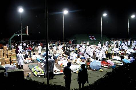 汶川大地震中的生命大營救——成都軍區總醫院汶川大地震救災紀實