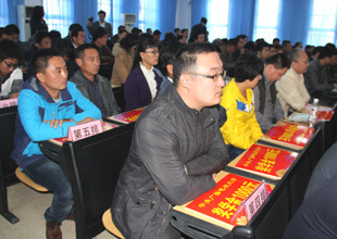 青島：900名農民上大學 用知識澆灌“希望的田野”