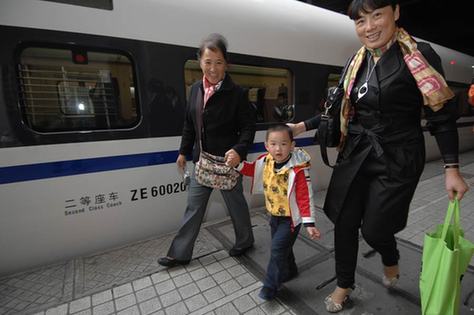 滬杭高鐵正式開通