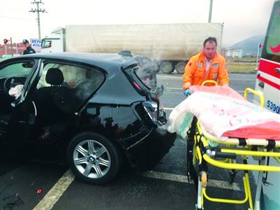 上海4游客土耳其自駕游遇車禍受傷