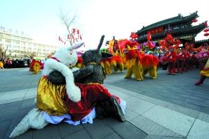 京城四大廟會(huì)開幕：打春晚招牌 新老玩具爭寵