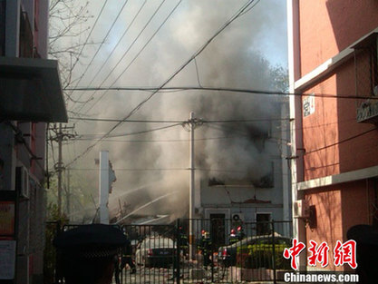 北京東城區居民樓發生爆炸坍塌（組圖）
