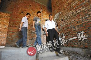 億萬富翁修別墅群贈(zèng)送鄉(xiāng)鄰 村民嘆“不敢相信”