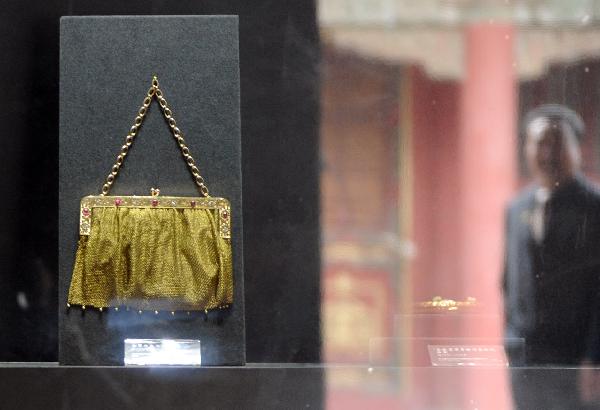 故宮博物院:為展品失竊致歉 網傳失竊現場照片不實