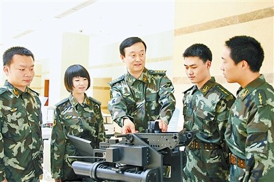 揭秘武警排爆手:每次執行任務前都寫好遺書(圖)