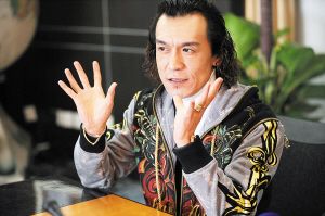 龍年春晚總導演哈文愛創新 李詠或仍挑大梁