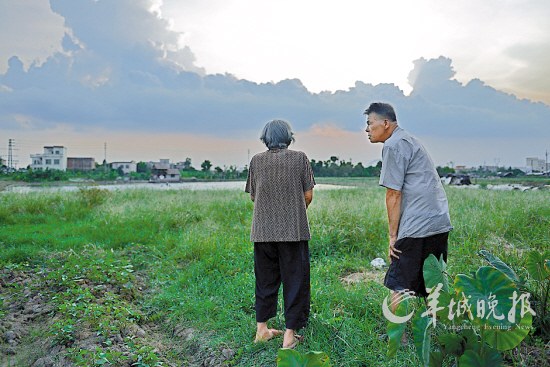 94歲麥奶奶和她的兩個智障兒 70年艱辛撫養(yǎng) 組圖