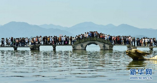 中秋國慶長假期間全國119個景區接待游客超過3400萬